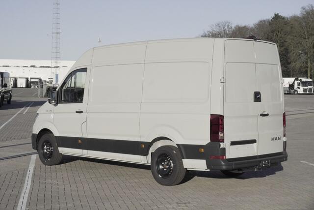 MAN TGE 3.140 L3H3 Aut FACELIFT Commander BOMVOL! | LED | NAVI | CLIMATRONIC | TREKHAAK | ACC | STOELVERWARMING | STUURVERWARMING | VOORRUITVERWARMING