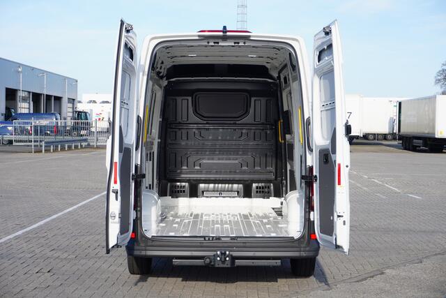 MAN TGE MAN 3.140 | L3H3 | Aut | FACELIFT | Commander BOMVOL! | ACC | App-Connect | Camera | Stoelverwarming | Trekhaak