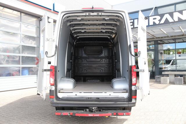 MAN TGE 50 2.0 TDI 177 | Aut. | 2x Schuifdeur | Standkachel | Massage | Airco..
