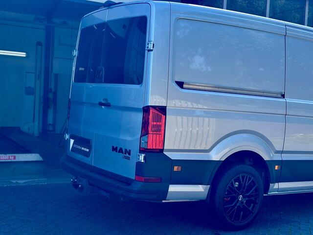 MAN TGE 35 2.0 TDI 177pk | Automaat | 4x4 L3H2 | Black Edition | LED | Camera | Climate Contr. |