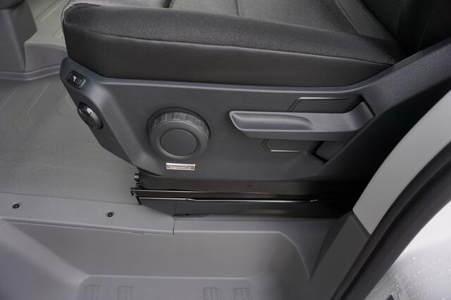 MAN TGE 3.140 MY25 | L3H3 | AUT | ACC | App-Connect | Camera | Navi | Stuur- en Stoelverwarming | Trekhaak