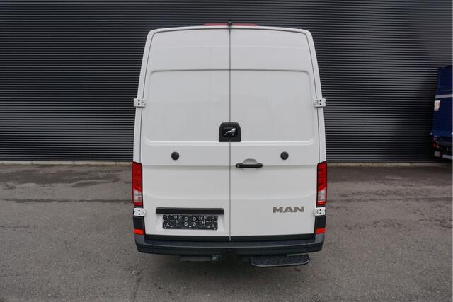 MAN TGE 3.180 | AUT | L4H3 | App-Connect | Cruise | Camera | Trekhaak | 270 Graden Deuren