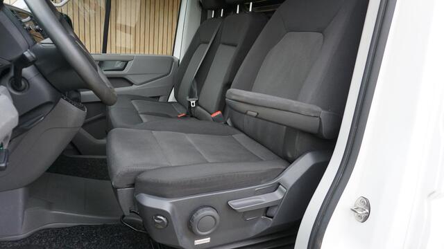 MAN TGE 35 2.0 TDI 140pk DSG L3H3 3-Zits Navi 17inch Trekhaak Geveerde Stoel *Imperiaal & Luxe inrichting laadruimte* *NL MAN* 117809km!