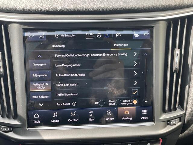 Maserati Levante 3.0 V6 D AWD GranSport Automaat * Facelift * Model 2022 * Panoramadak * Matrix LED * Soft-Close *