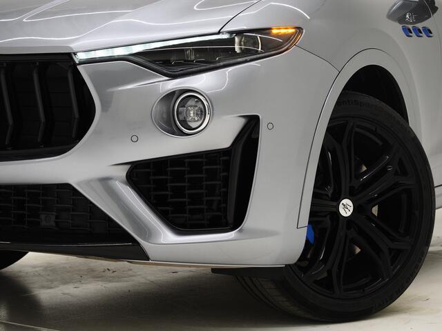 Maserati Levante 2.0 Hybrid GT Launch Edition | One of 200 | Panoramadak | Luchtvering | 360 | Keyless | Adaptive Cruise | Carplay