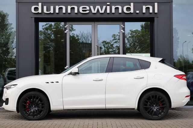Maserati Levante 3.0 V6 S GranLusso AWD *Luchtvering*Sportuitlaat*Panorama*