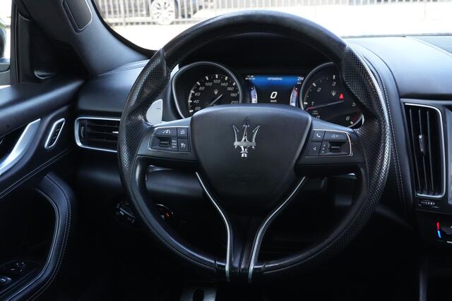 Maserati Levante 3.0 V6 D AWD 275pk Panoramadak/Stoelverwarming/360Camera