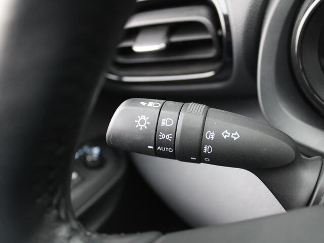 Mazda 2 Hybrid 1.5 Agile | Comfort Pakket | Airco | Apple carplay / Android auto | 15" LM |