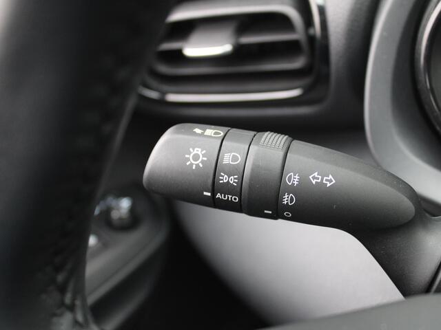 Mazda 2 Hybrid 1.5 Agile | Comfort Pakket | Airco | Apple carplay / Android auto | 15" LM |