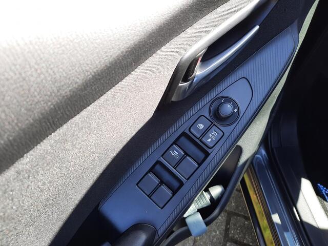 Mazda 2 1.5 e-SkyActiv-G 90 Exclusive-Line