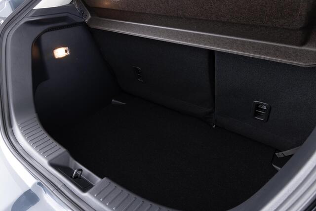 Mazda 2 1.5 e-SkyActiv-G 90 Homura | APPLE CARPLAY | DODEHOEK DETECTIE | 16 INCH LM | STOELVERWARMING | AIRCO AUTOMATISCH | DEMO | * 6 JAAR FABRIEKSGARANTIE |