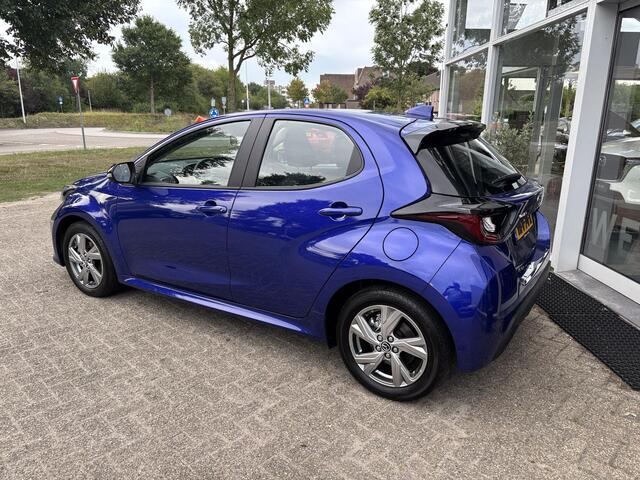 Mazda 2 Hybrid 1.5 Exclusive-line NL-Auto, Automaat, Hybride, Apple Carplay /Android Auto, Automatische Airco, A. Rij-Camera, Stoelverw +Stuurverw, Cruise Controle Add., Keyless Entry, Keyless Start, Lichtmetaal.