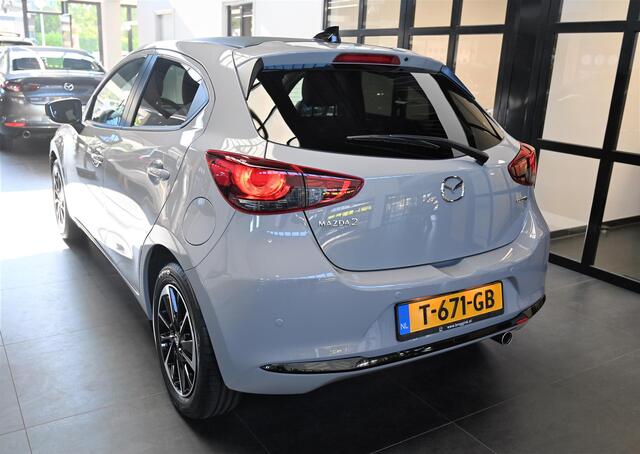 Mazda 2 e-SkyActiv-G 90 6MT Homura Aka met DA pack *Trekhaak* *Dealeronderhouden*