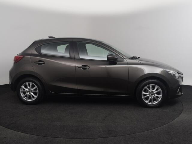 Mazda 2 1.5 Dynamic NAVI LMV PDC