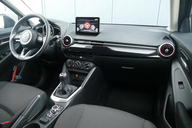 Mazda 2 1.5 Skyactiv-G Sportive | Apple/Android | Airco | Camera | Cruise | RIJKLAARPRIJS!!
