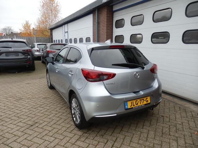 Mazda 2 1.5 SKYACT-G LUXURY / automaat / 16 inch alu / Head-up display