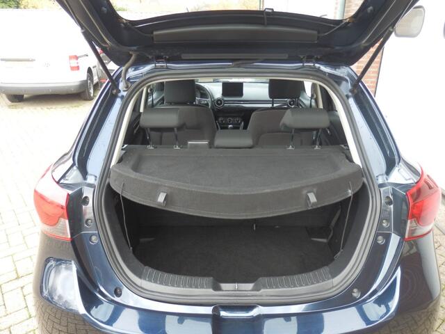 Mazda 2 1.5 E-SA-G CENT LINE