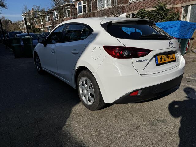 Mazda 3 1.5 S