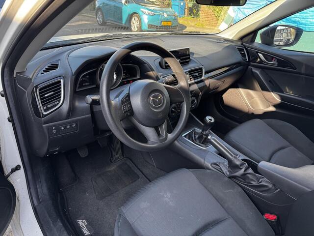 Mazda 3 1.5 S