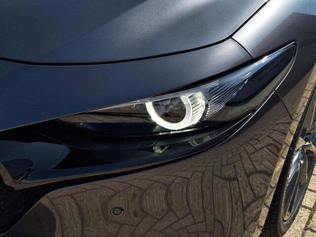 Mazda 3 2.5 e-SkyActiv-G M Hybrid 140 Exclusive-line | 360 Camera | Bose | Dodehoeksensoren | Draadloze Applecarplay en Android Auto | Full LED | Adaptief grootlicht | Adaptieve Cruise Control | Automaat | Stoel en stuurverwarming