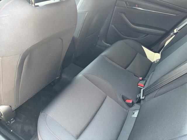 Mazda 3 2.0 e-SkyActiv-X M Hybrid 186pk Homura Carplay / Keyless / Camera