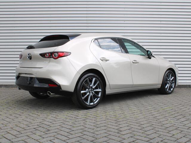 Mazda 3 2.5 e-SkyActiv-G M Hybrid 140 Exclusive-line | Automaat | Nieuw | Hoge korting | Uit voorraad leverbaar |