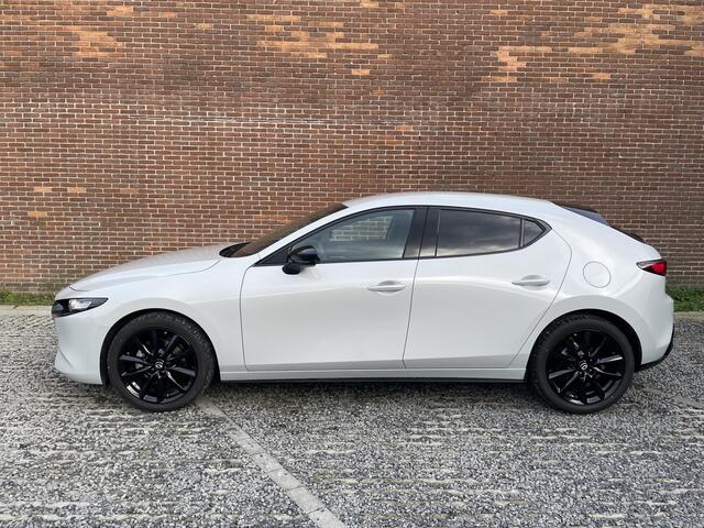 Mazda 3 2.5 e-SkyActiv-G 140 M Hybrid Homura