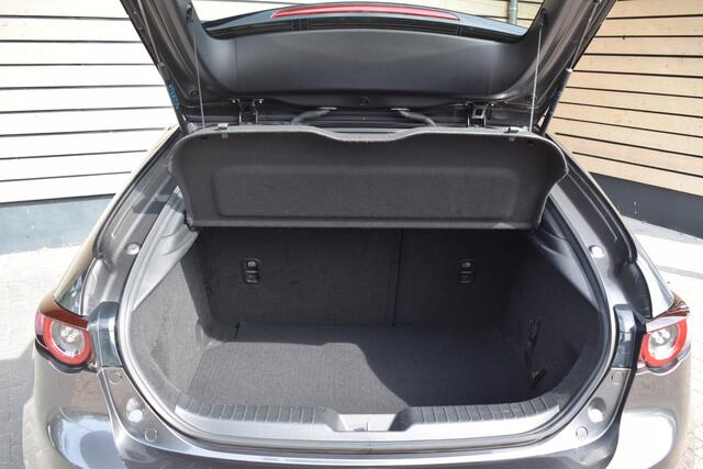 Mazda 3 2.0 e-SkyActiv-X M Hybrid 180 Comfort met Bose - Dealer onderhouden - Afneembare trekhaak