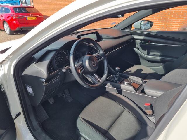 Mazda 3 2.0 E-SA-G COMFORT