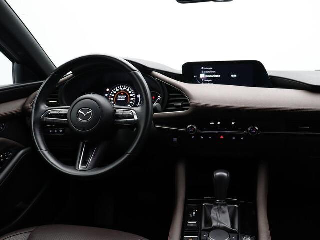 Mazda 3 2.0 e-SkyActiv-G M Hybrid 122 Comfort | Stoel en stuurverwarming | Head-up Display | Schuif/Kantel | Achteruitrijcamera | Apple Carplay & Android auto |
