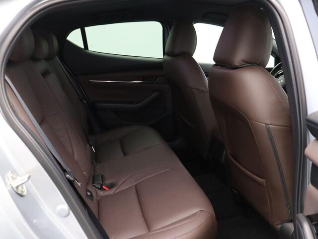 Mazda 3 2.0 e-SkyActiv-G M Hybrid 122 Comfort | Stoel en stuurverwarming | Head-up Display | Schuif/Kantel | Achteruitrijcamera | Apple Carplay & Android auto |