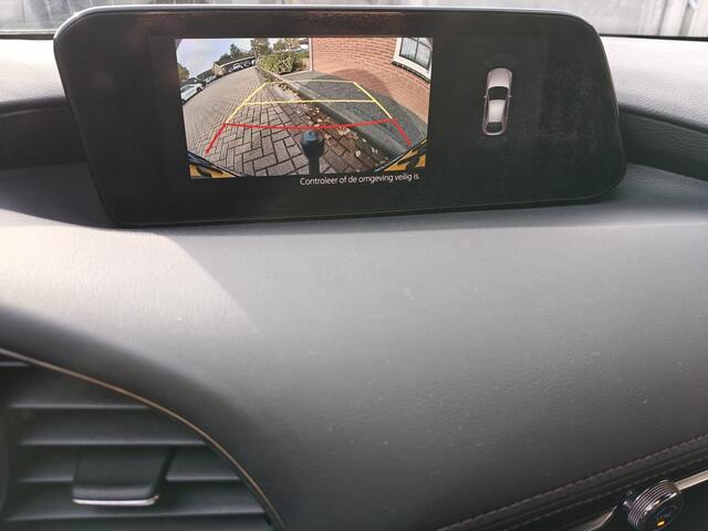 Mazda 3 2.0 SA-G Luxury, TREKHAAK / LEER / BOSE