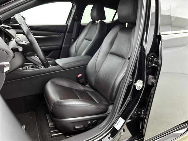 Mazda 3 2.0 e-SkyActiv-X M Hybrid 180 Luxury met Aero pakket Leder | Navigatie | Camera | Cruise control adaptief