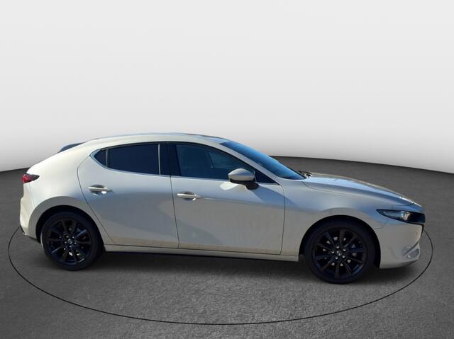 Mazda 3 2.0 e-SA-X Excl. line 186pk NAVI CARPLAY BOSE® *DEMO*