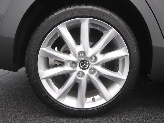 Mazda 3 2.0 SkyActiv-G Skylease GT Pure White met trekhaak : dealer onderhouden