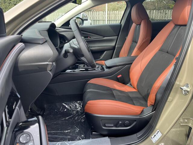 Mazda CX-30 2.5 e-SkyActiv-G M Hybrid Nagisa | Direct uit voorraad leverbaar | Div kleuren en uitvoeringen beschikbaar |