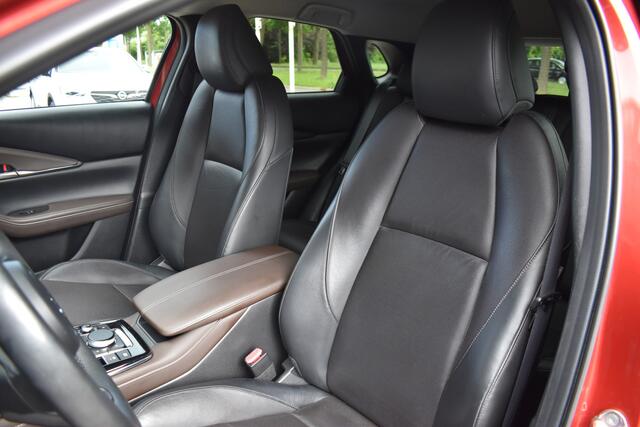 Mazda CX-30 2.0 e-SkyActiv-X M Hybrid Luxury / Camera / 18" LM / Keyless / Navi / Carplay / Leder / Trekhaak