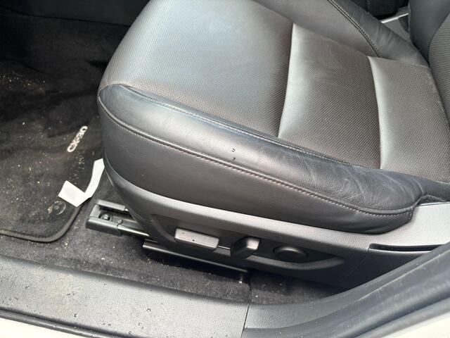 Mazda CX-30 e-SkyActiv-G 150 automaat Exclusive-line met Black Comfort Pack/Driver Assistance & Sound Pack en Design Pack *Dealeronderhouden* *BTW* *Verwacht*