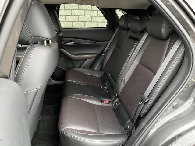 Mazda CX-30 2.0 e-SkyActiv-X M Hybrid Luxury | Head-Up Display | 360° Camera | Apple CarPlay / Android Auto | Stoel + stuurverwarming |