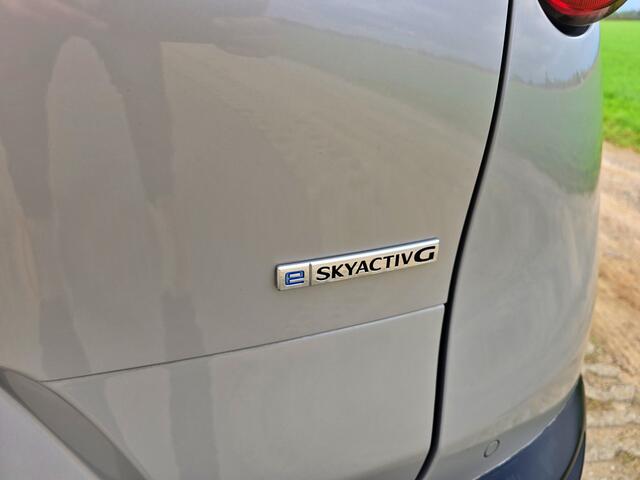 Mazda CX-30 2.5 e-SkyActiv-G M Hybrid Centre-line - 140 Pk - ParkeerCamera - Stoelverwarming - Navi