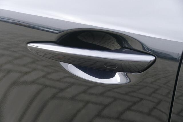 Mazda CX-30 2.0 e-SkyActiv-X M Hybrid Nagisa | Black Line | Navi | Cruise | Apple/Android |