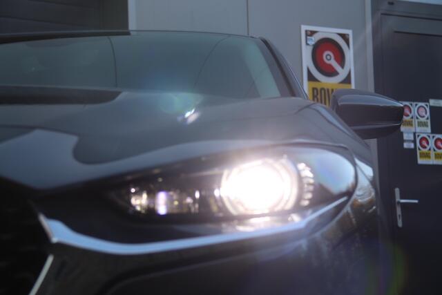 Mazda CX-30 2.0 e-SkyActiv-X M Hybrid Luxury Automaat, Stoel & Stuurverwarmd, Camera, Bose