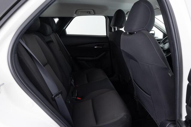 Mazda CX-30 2.0 e-SkyActiv-G M Hybrid Comfort | ADAPT. CRUISE | DAB | 18"VELGEN | NAVIGATIE |A.CAMERA | APPLE CARPLAY | ANDROID | DEALER ONDERHOUDEN |