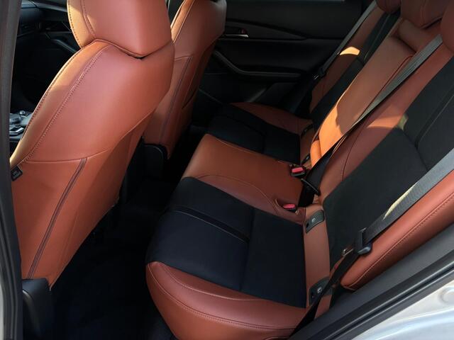 Mazda CX-30 2.0 eSA-X 186pk Nagisa | Navi Carplay BOSE® *DEMO*