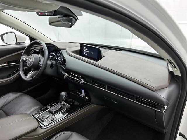 Mazda CX-30 2.0 e-SkyActiv-X M Hybrid Luxury | Trekhaak | Schuif / Kanteldak | BOSE | Leder |