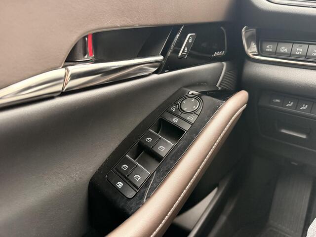 Mazda CX-30 2.0 e-SkyActiv-G M Hybrid Exclusive-line | VOLLEDIG UITGERUST | ALARMKLASSE 3 | ELEKTISCHE ACHTERKLEP |