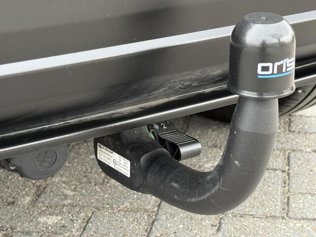 Mazda CX-30 2.0 e-SkyActiv-G M Hybrid Comfort / Trekhaak / BOSE / 360 Camera /Adaptieve Cruise Control / Head-up display / Navigatie / Stoel & Stuurverwarming / Lederen bekleding / Apple Carplay & Android Auto / Dodehoek detectie /