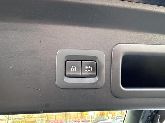 Mazda CX-30 2.0 e-SkyActiv-X M Hybrid Luxury 1e Eigenaar / Dealer Onderhouden / Leder+Bose Audio