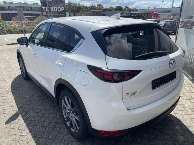 Mazda CX-5 2.5 4WD SkyActiv-G 194 Signature , Automaat, Trekhaak, Adap. Cruise, 360 Camera, Stoelverwarming, Stoelverkoeling, Stuurverwarming, LMV 19 Inch, Bose, HUD, Navi, Apple Carplay, LKA, Clima, AWD