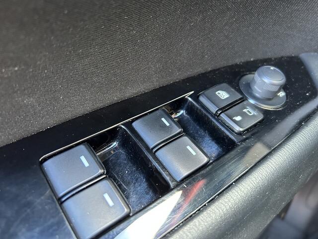 Mazda CX-5 2.0 SkyActiv-G 165 Skylease+ nieuwstaat. airco/ecc navigatie